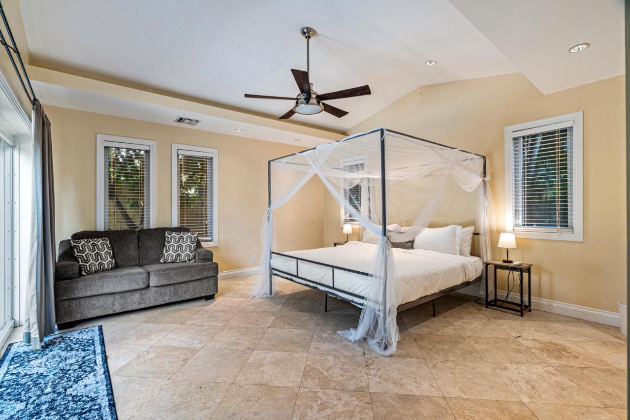 #1 Fort Lauderdale House - Heated Salt Water Pool - Private Oasis-Updated Gorgeous 3Br 3Ba - Las Olas Buitenkant foto