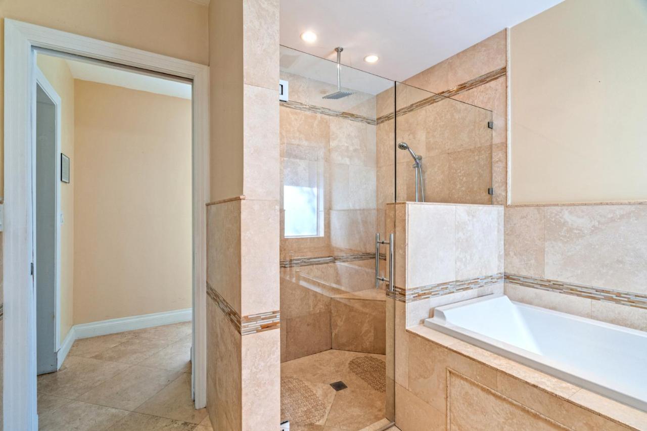 #1 Fort Lauderdale House - Heated Salt Water Pool - Private Oasis-Updated Gorgeous 3Br 3Ba - Las Olas Buitenkant foto