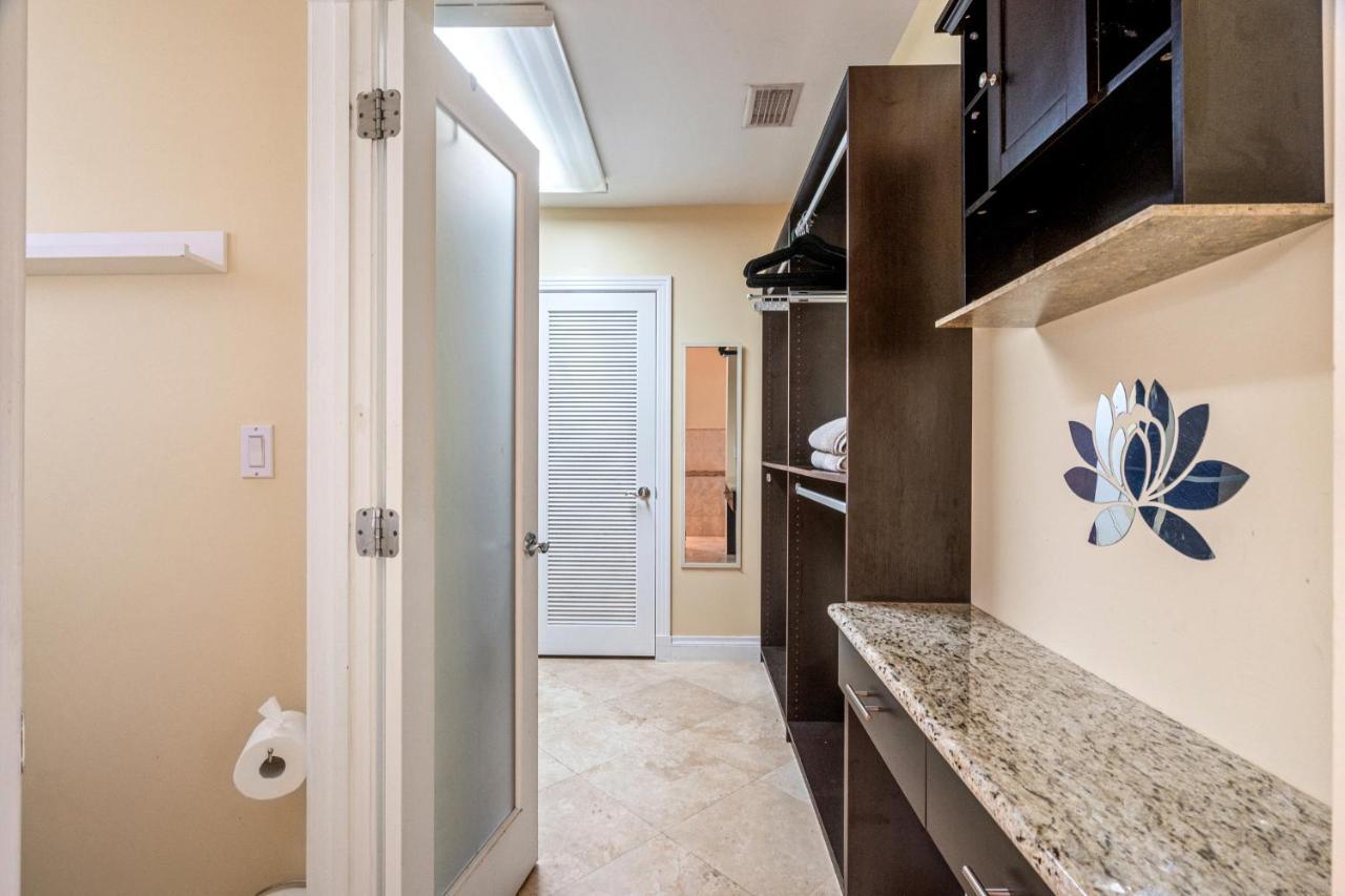 #1 Fort Lauderdale House - Heated Salt Water Pool - Private Oasis-Updated Gorgeous 3Br 3Ba - Las Olas Buitenkant foto